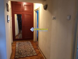 apartament-3-camere-decomandat-finisat-si-mobilat-de-vanzare-ultracentral-in-centru-13